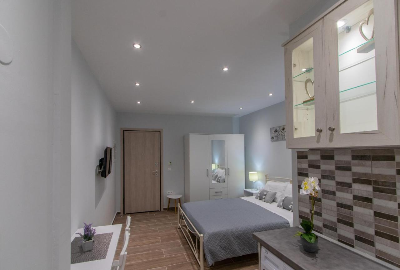 Dimitris Studio Corfu  Экстерьер фото